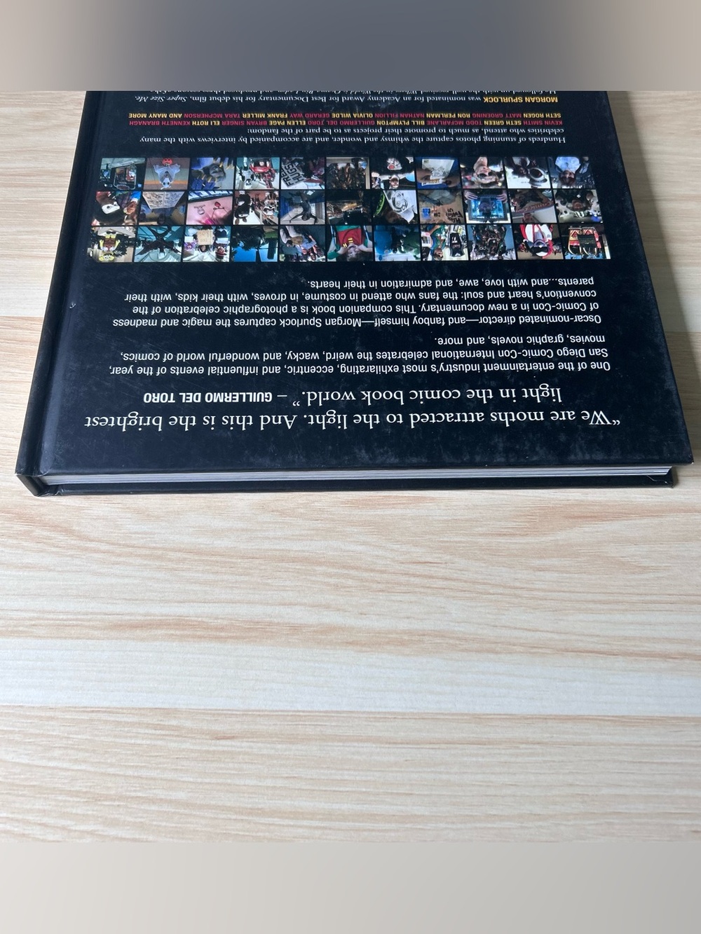 Comic Con Book - Picture 5 of 6